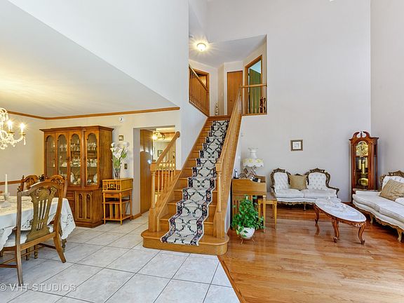 3rd image of 9069 Jacqueline Dr