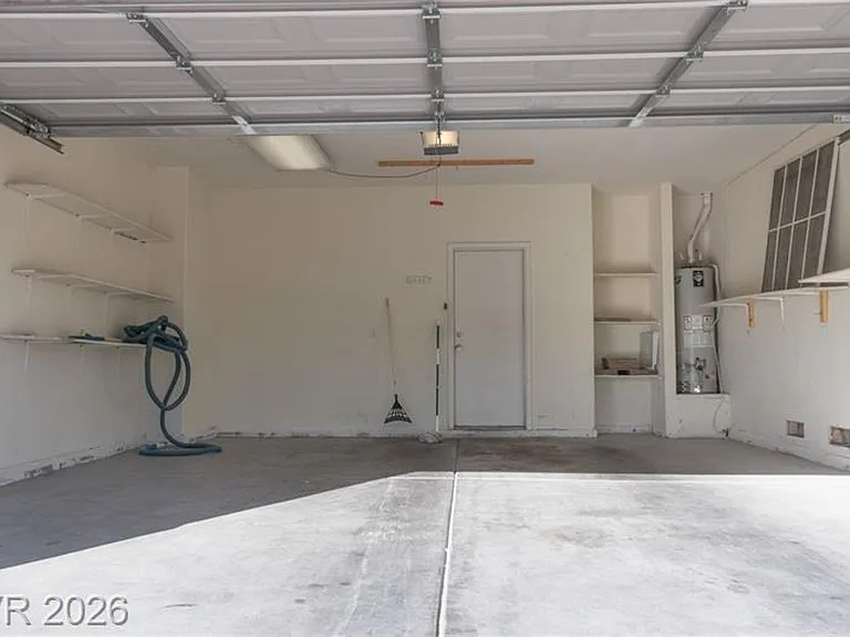 7290 Golden Star Ave — Photo 2