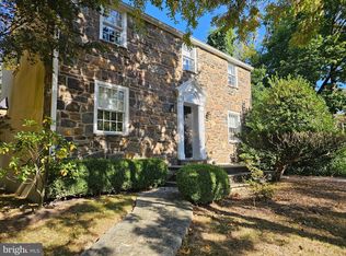 974 Valley Rd, Blue Bell, PA 19422