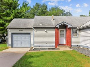 5404 Vista Dr, West Des Moines, IA 50266