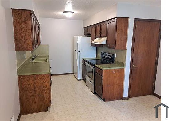1st image of 701 NW 6th St APT B