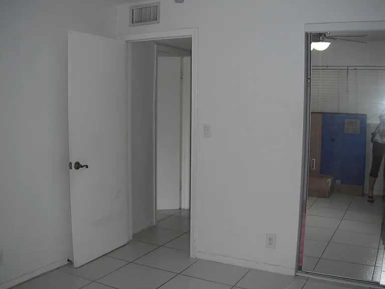 4169 SW 67th Ave #205A — Photo 18