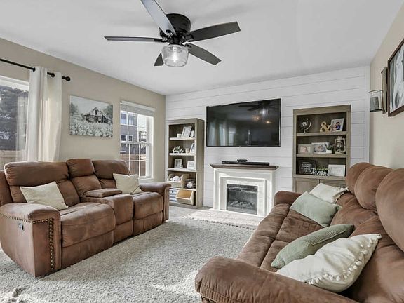 5th image of 725 Crossland Dr