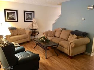 886 Belden Ave, Akron, OH 44310