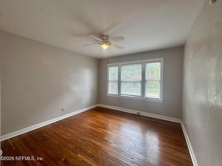 2504 Park St #6 — Photo 8