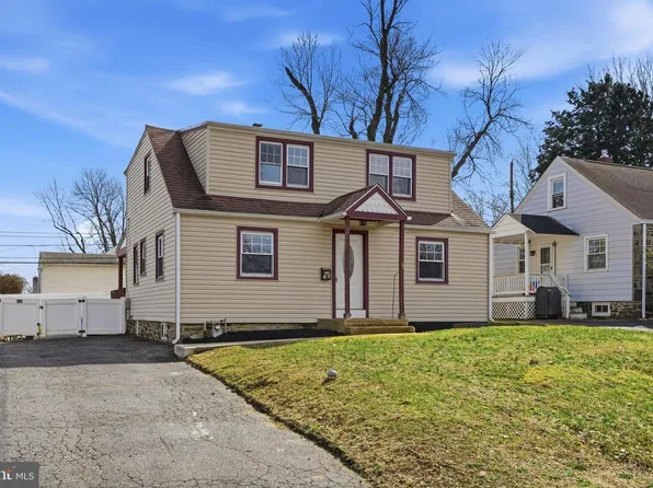 78 Seward Ln, Aston, PA 19014