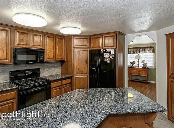 2nd image of 14078 Apple Creek Dr
