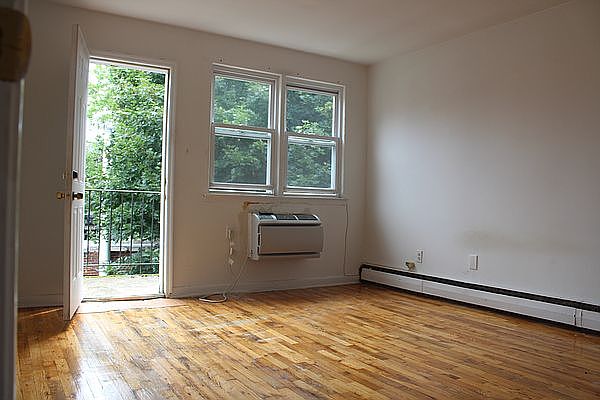 1st image of 447 E 21st St #2