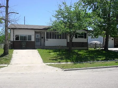 910 San Antonio St