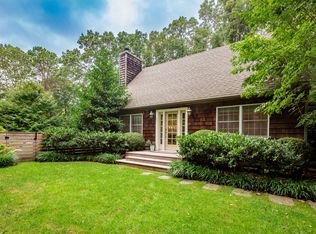 12 Wheelock Walk, East Hampton, NY 11937