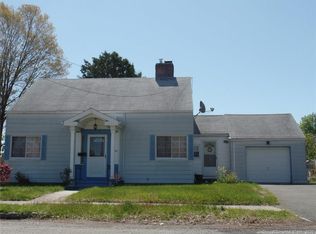 855 Burnsford Ave, Bridgeport, CT 06606