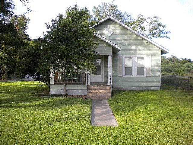 1st image of 1604 N Ave E