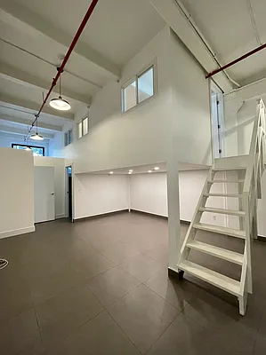 Rented by Carnegie Management Inc | media 6