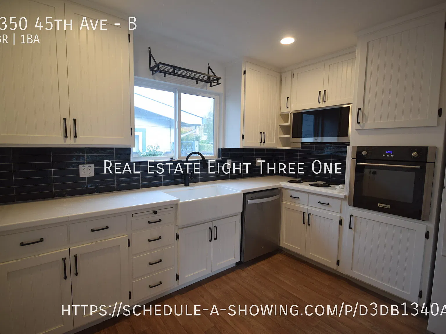 Beautifully Renovated Jewel Box 2 bedroom/1 bath — Photo 2