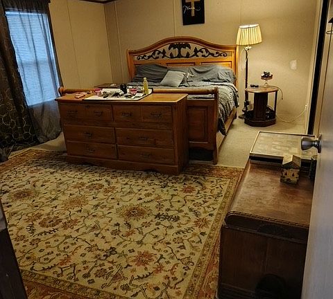 2nd image of 109 Morningside Dr #B