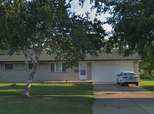 11099 Seventeen Mile Rd, Sterling Heights, MI 48313