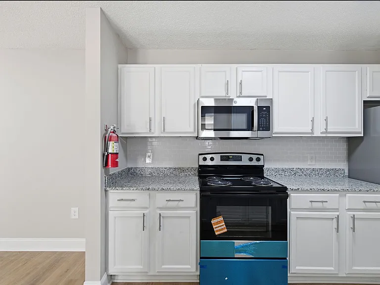 Cottonwood Estates — Photo 42