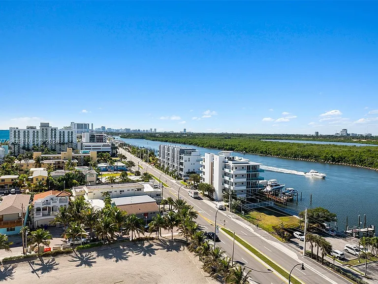 3111 N Ocean Dr #1110 — Photo 2