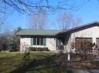 W5248 Oak Tree Ct, Princeton, WI 54968