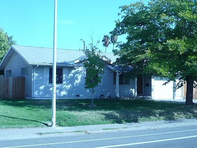 1st image of 7204 Larchmont Dr