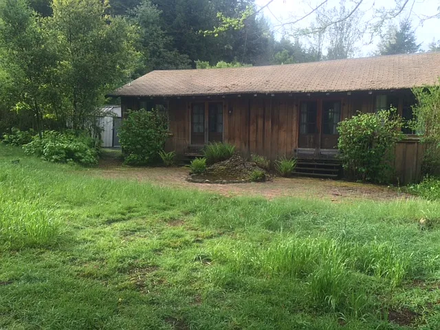 1906 Bean Creek Rd