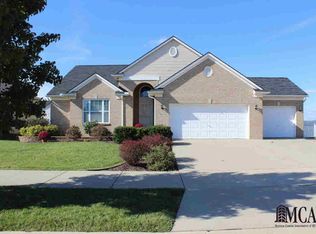 807 Red Fox Trl, Dundee, MI 48131