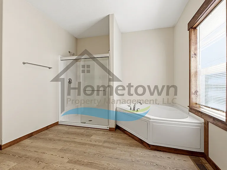 461 Shadow Green Rd — Photo 10