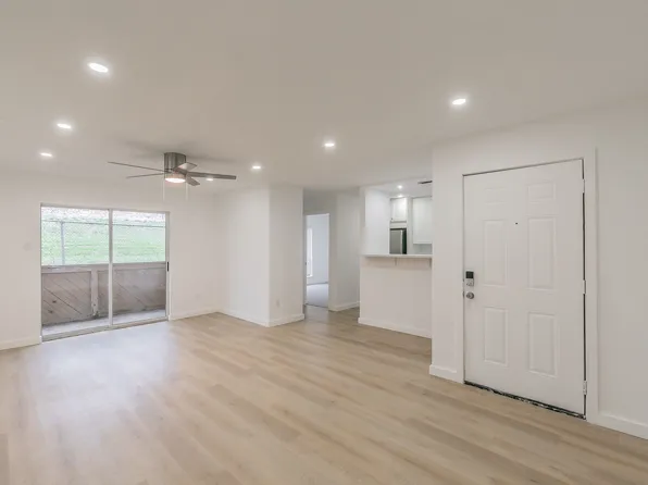 8110 Skillman St APT 1078, Dallas, TX 75231
