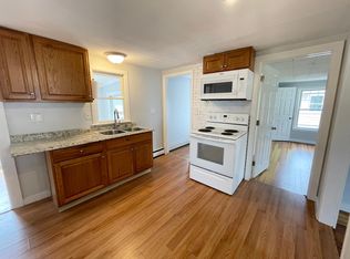 15 Gaugh St #2, Easthampton, MA 01027