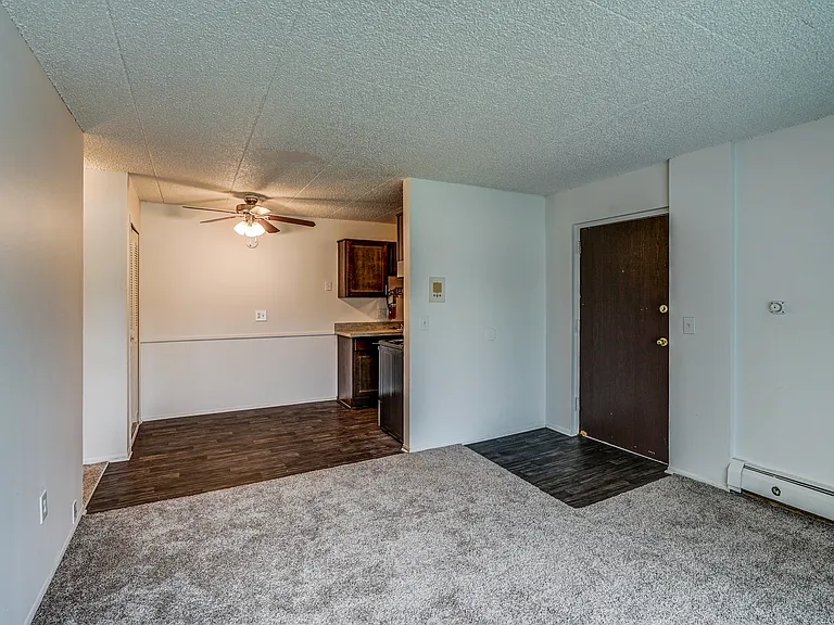 Park Place Apartments — Photo 21