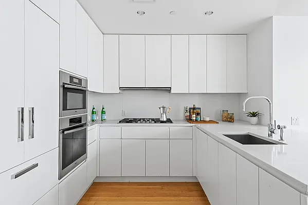 Rented by Compass | media 17