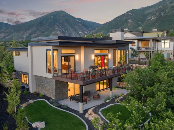 718 S Nebo Cir, Woodland Hills, UT 84653