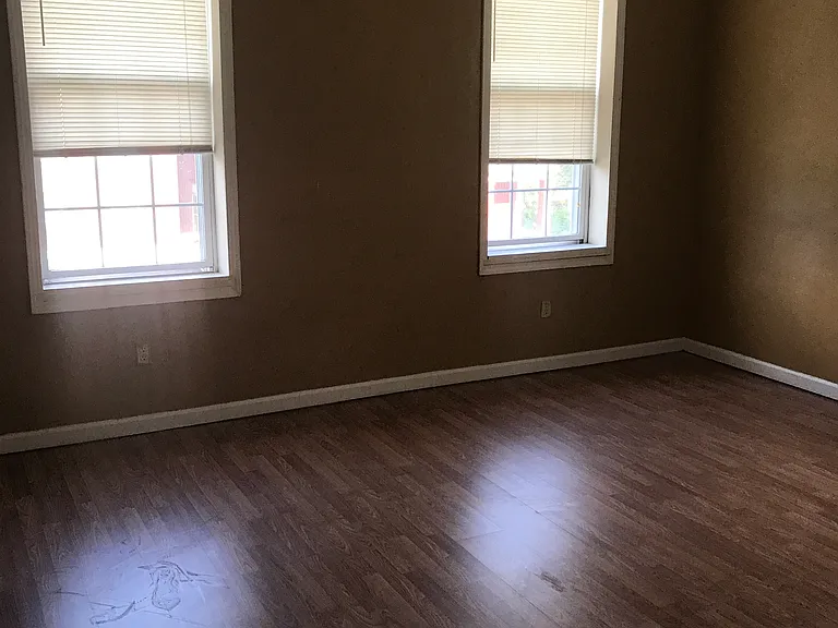 4621 Pennsylvania Ave — Photo 18