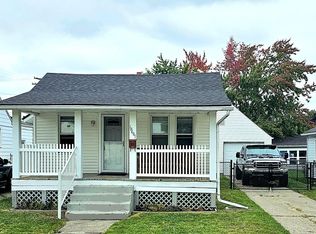 18661 Meier St, Roseville, MI 48066