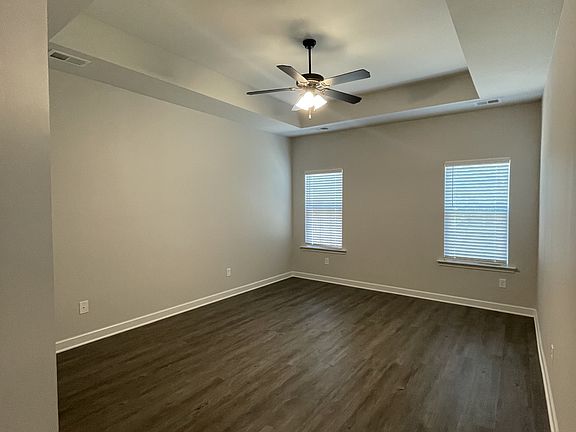 5th image of 2936 Dickerson Dr