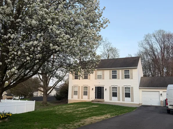 35 Vance Rd, Feasterville Trevose, PA 19053