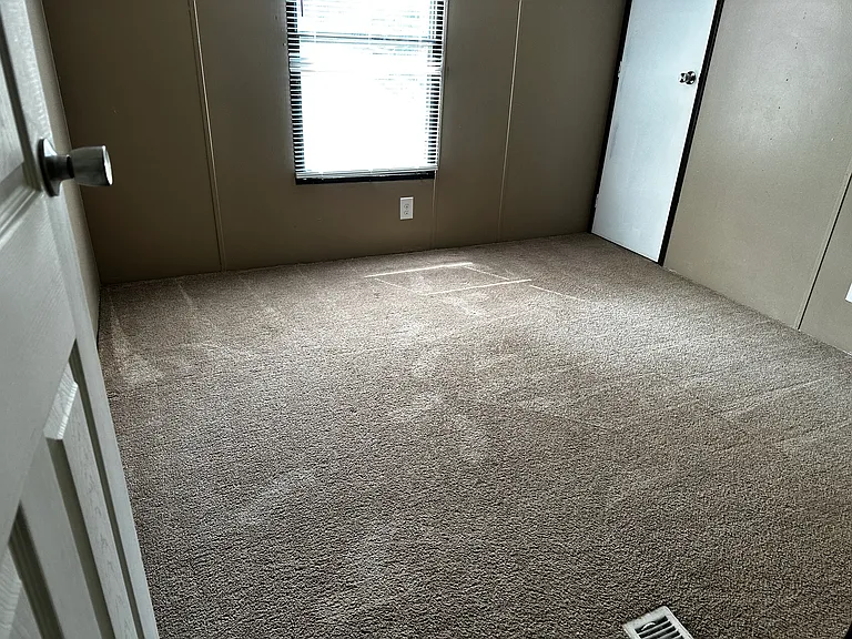 5595 State Highway 66 — Photo 11