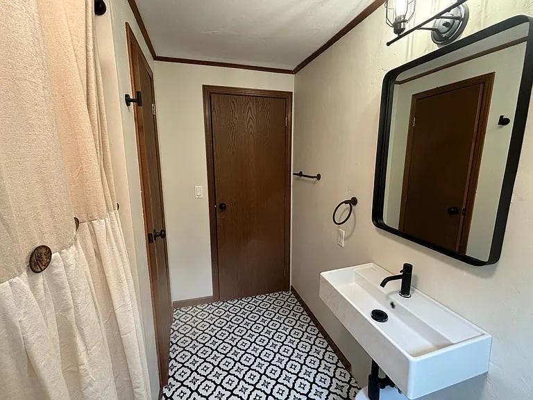8 Black Point Rd — Photo 24
