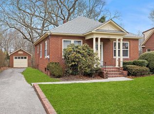 177 Woodhull Ave, Riverhead, NY 11901