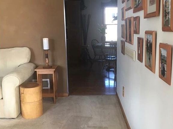 2nd image of 560 Doral Dr
