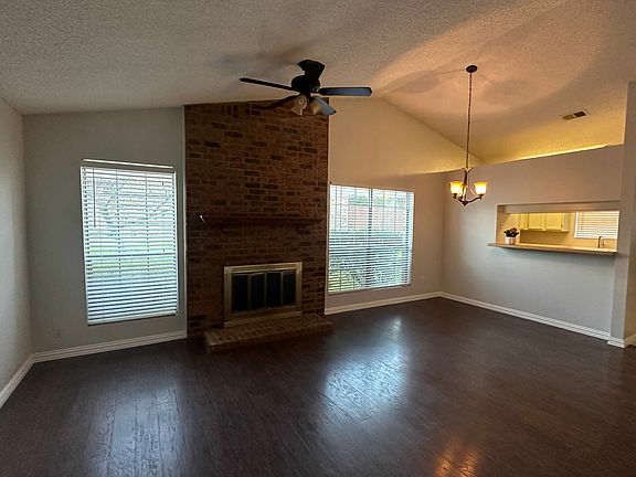 Floors have been replaced since this photo and are now same light luxury vinyl plank that is in the kitchen
