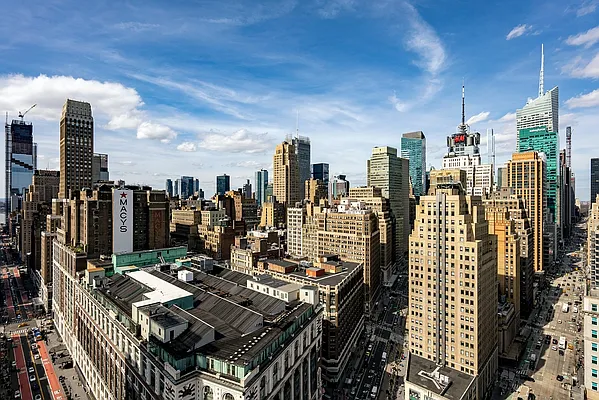 Rented by Herald Towers LLC | media 25