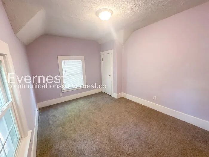 347 Maple Blvd — Photo 8