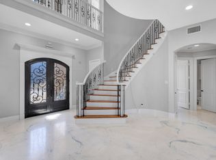1004 Drake Dr, Euless, TX 76039
