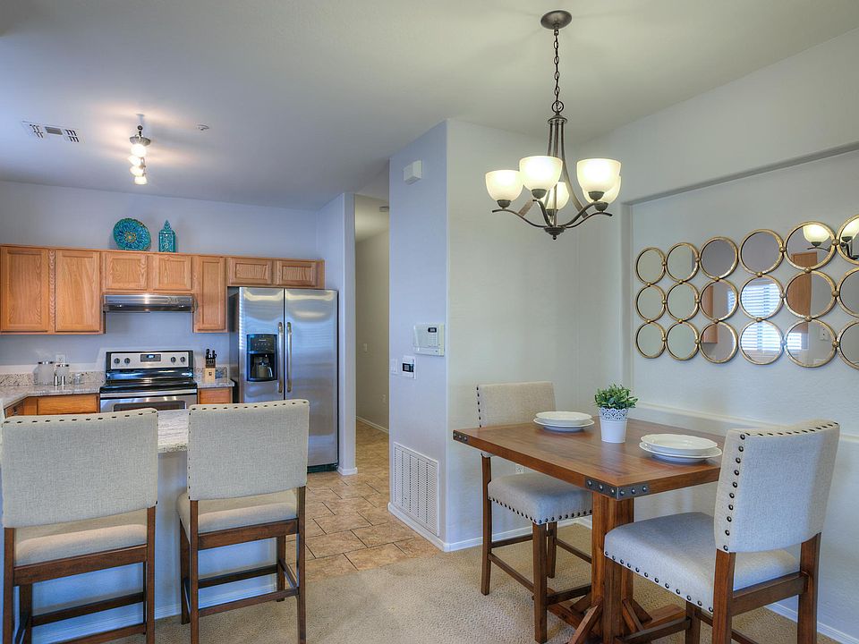 Kitchen & Nook