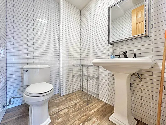 Rented by Doorway NYC, LLC | media 7