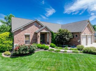 205 Sage Creek Dr, Bethalto, IL 62010