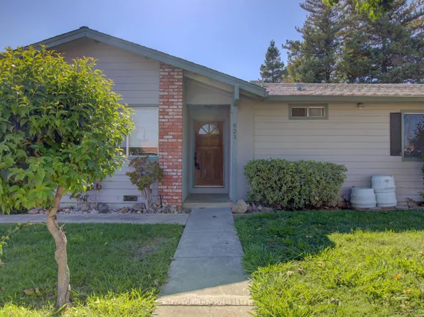 621 Dixie Ln, Ripon, CA 95366