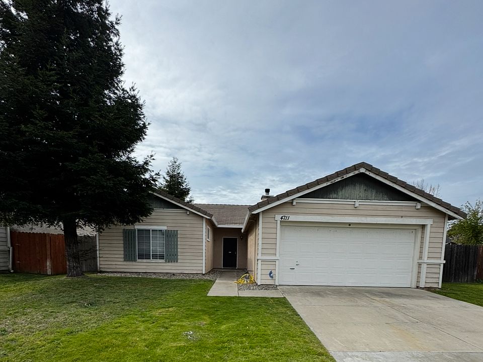 1st image of 4711 Edgebrook Ave