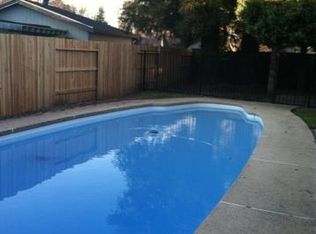 3936 Riverview Dr, Redding, CA 96001